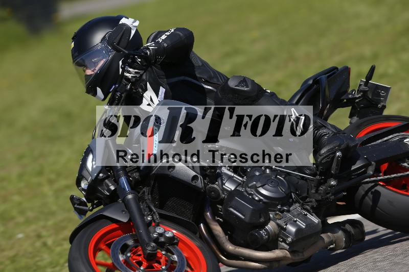 /Archiv-2024/29 12.06.2024 MOTO.CH Track Day ADR/Gruppe gelb/41